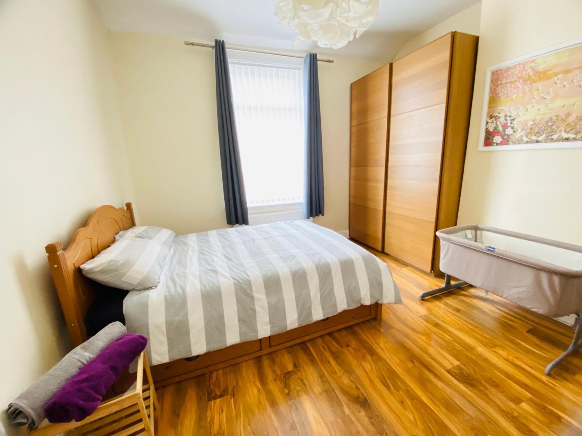 Entire 4 Bedroom House - Ev Point & Free Parking 利物浦 外观 照片
